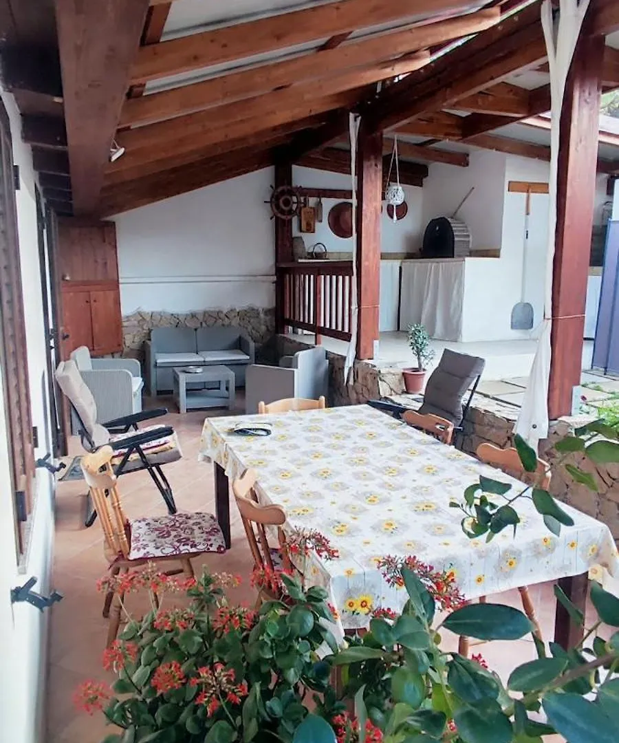 Villa Casa del Pino Porto Pino