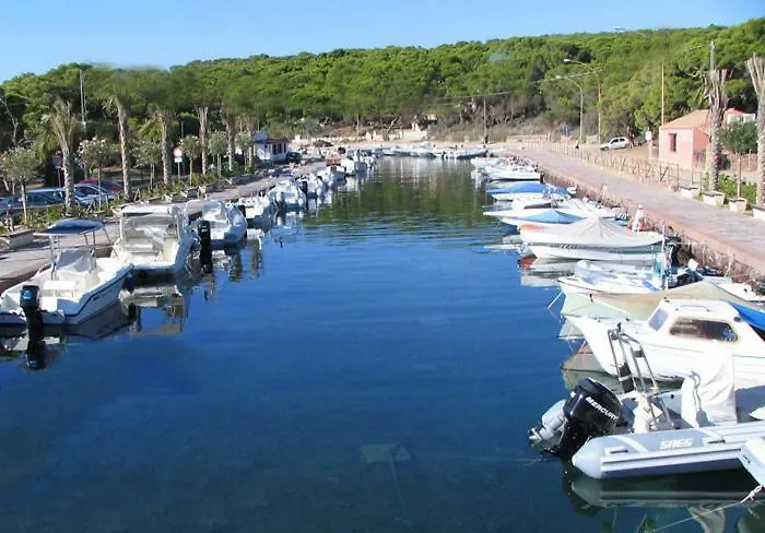 Casa vacanze Villa Casa del Pino Porto Pino Italia